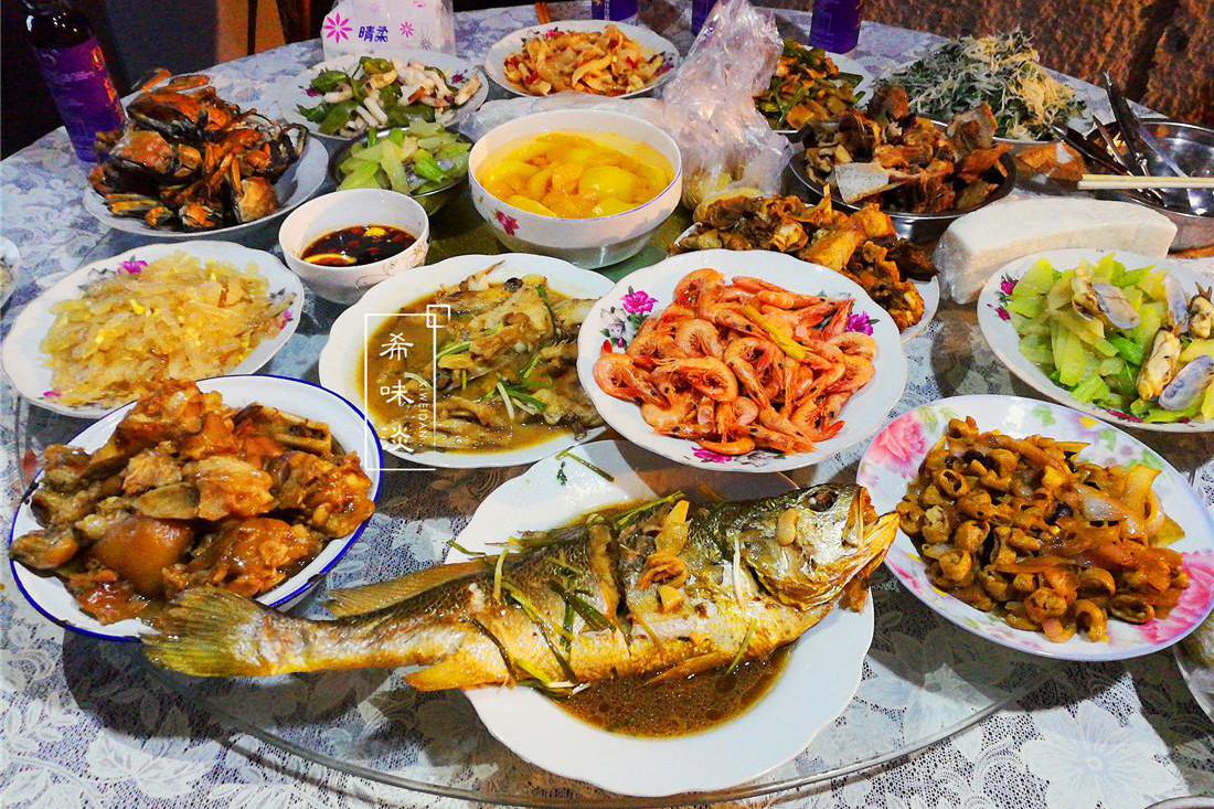 近期在社交媒体上热传,郑州二七广场小胡同有什么隐藏的故事和美食？