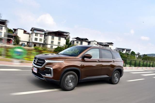 想知道“10-15万小型车“最近有什么新消息么，都在这里了