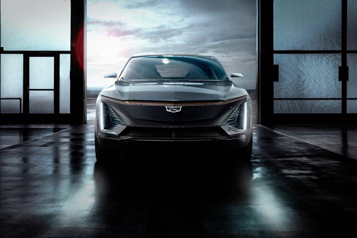 采用最新家族设计语言，凯迪拉克发布首款纯电动车型官图