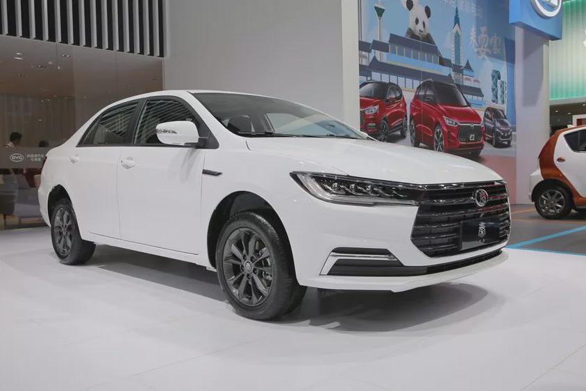 更亲民的选择，比亚迪全新秦/秦EV正式上市