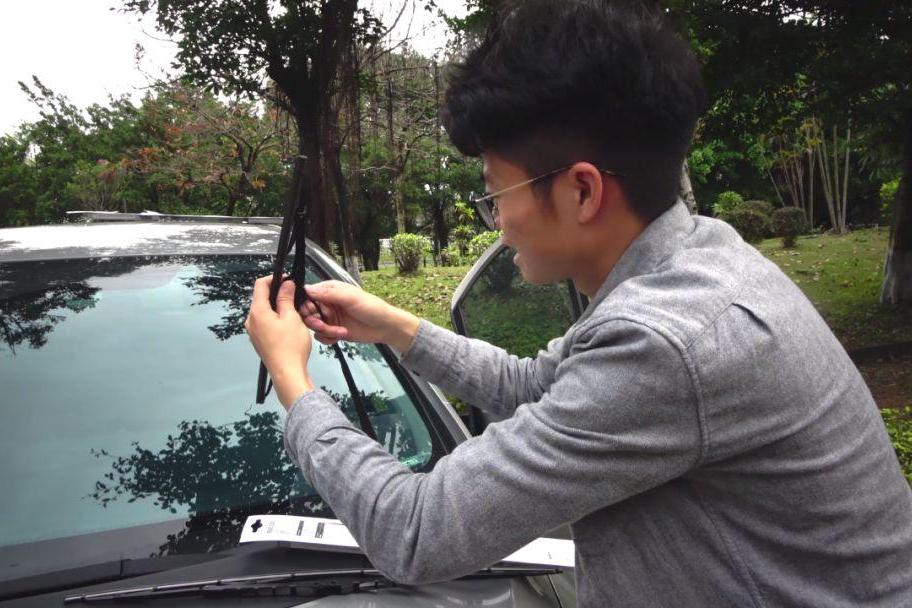 给超跑换雨刮是什么体验【汽车Vlog006】