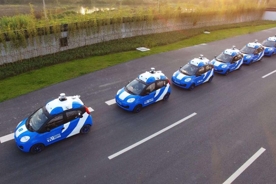 中国车企公布“期中考试”成绩单，仅比亚迪财报净利润同比增长？