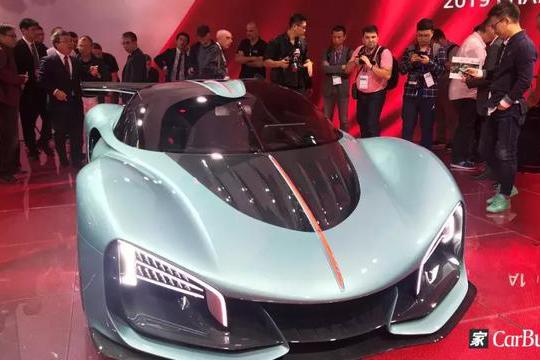 实力领衔中国汽车高光时刻，“红旗”携超跑S9惊艳法兰克福车展