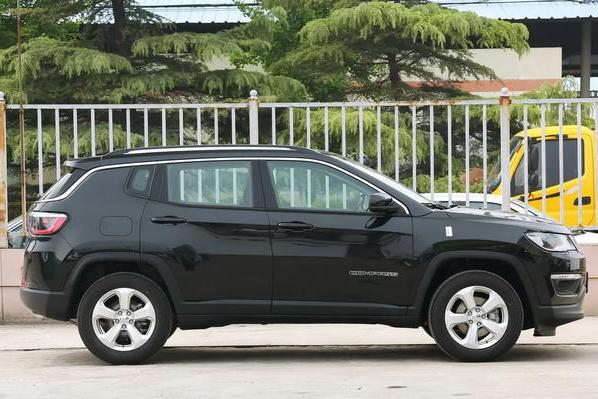 月销量仅4台，指南者为何遇到窘境，1.3T+9AT难道不香吗