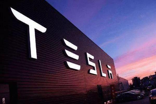 丰田比亚迪结盟、特斯拉大众决战上海滩，车市抗衡战拉开序幕？