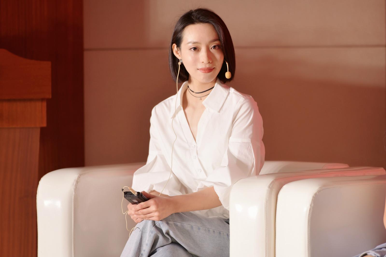 郝文婷出席《齐鲁儿女》主创见面会 首次尝试全新题材备受期待