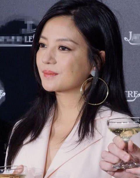 女星发福后照片曝光,前三位就像换了个人,只有图4越来越美