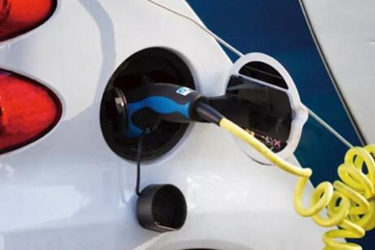 自动驾驶出租车该用哪个：燃油、电动，还是氢燃料？