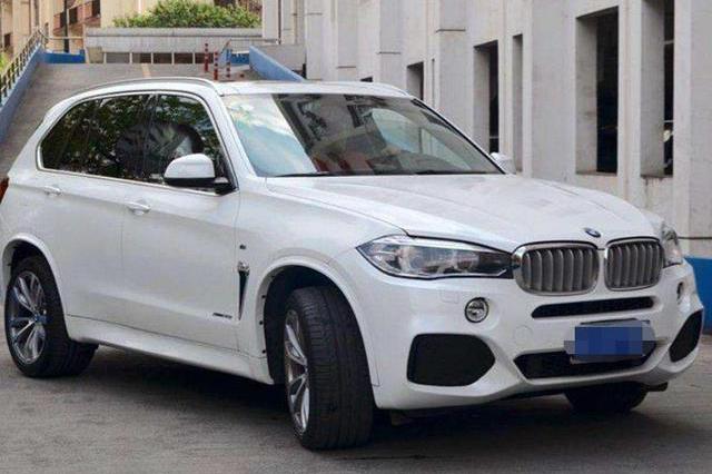 宝马保养完，原装配件被偷偷换掉，4S店：给你换个好的还不乐意