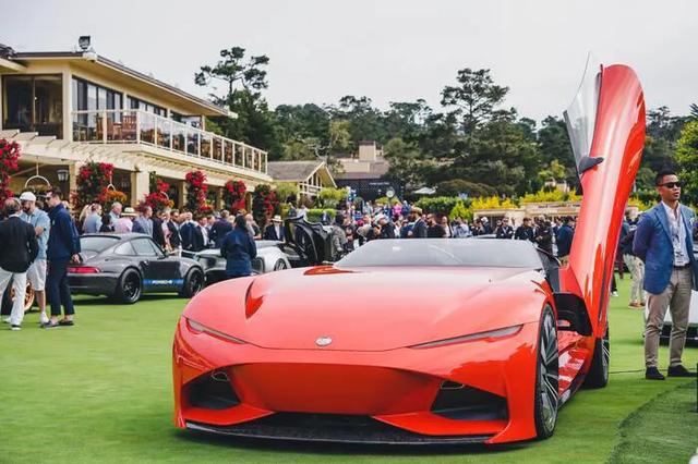 Karma汽车现代豪华高科技与传统经典老爷车邂逅圆石滩