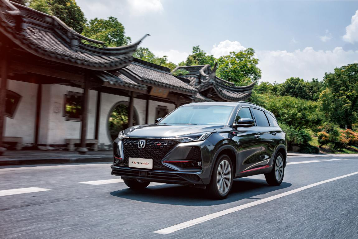 明日座驾长安CS75PLUS实力碾压合资 改写市场格局