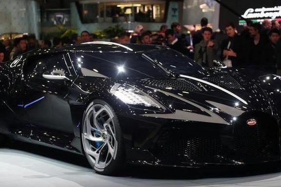 布加迪也要做纯电动，特斯拉遭得住吗？这车男人见了“挪不开眼”