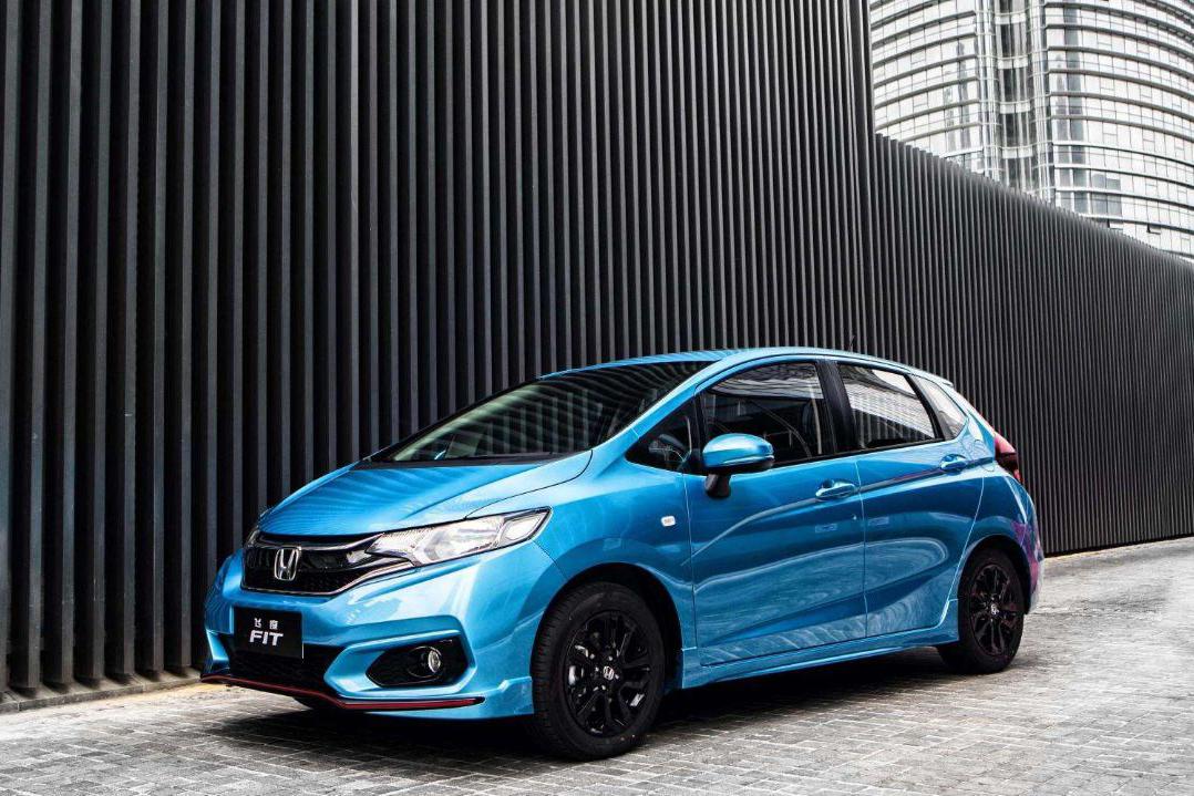 这里有“小型两厢车“的最新资讯请不要错过