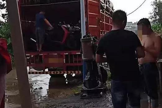 电动车“倒爷”火了，到处找非标车，明码标价1000元1辆