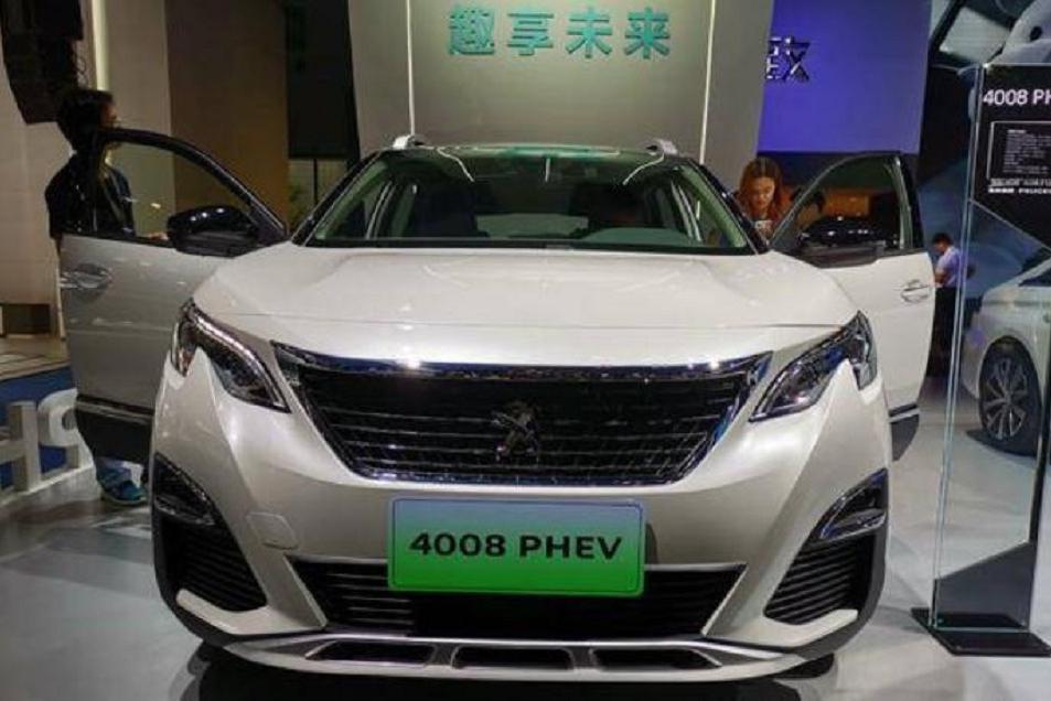 续航长？屏幕大？功能多？选购新能源车，你最应该关注什么？