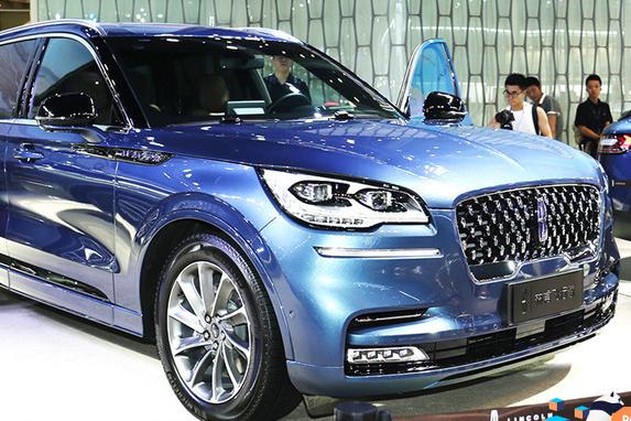 林肯飞行家实拍解析：贴地飞行 超预期的豪华！