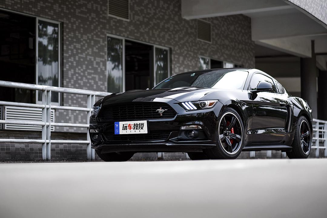 这次真没飘，这几款帅气跑车月薪5000都敢看