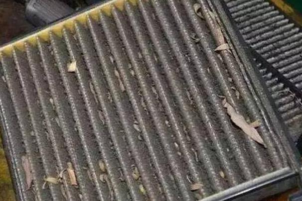 冬季就不用换空调滤芯了吗？滤芯脏了是否可以吹一下继续使用？