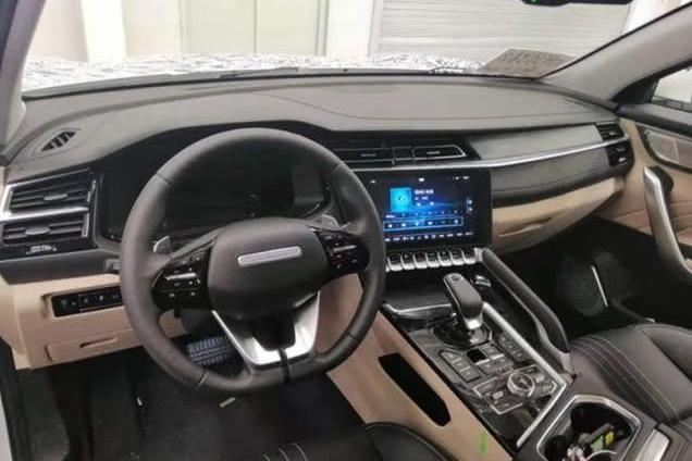 全新SUV亮相，外观设计时尚