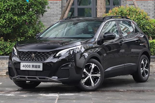 2019成都车展：实拍解析标致4008黑曜版