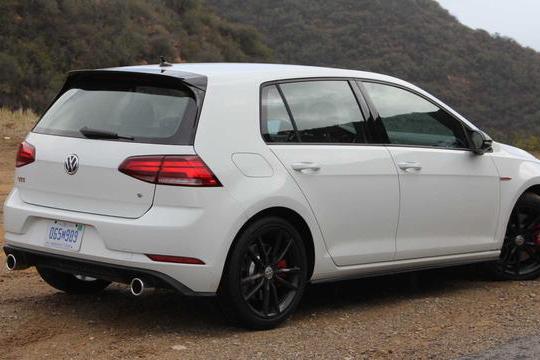 “10-15万欧系紧凑型两厢车“最全资讯一网打尽，有我就够了