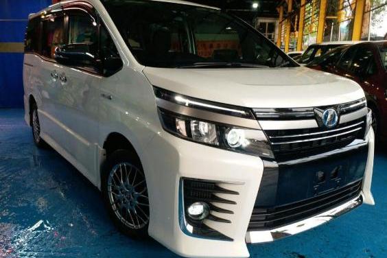 田全新MPV登场，轴距长2米9，配HUD+电腿托，油耗低至4.5L