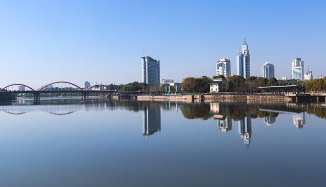 横店gdp_中国最霸气的省份,城镇人均GDP连续30多年排名全国首位(2)