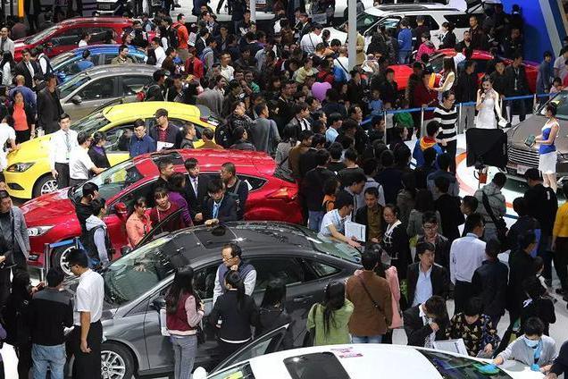 车库快评：若广东宣布汽车限购松绑，那么老百姓的成本谁买单？