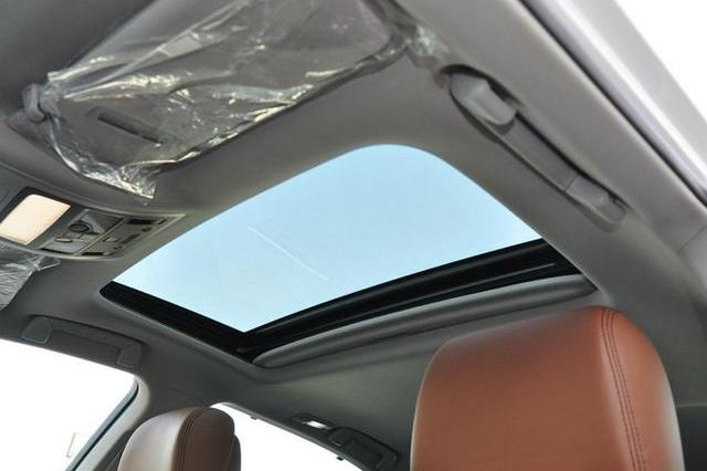 但是一提到汽车天窗，那些聪明人为何都喜欢买带天窗的汽车呢？