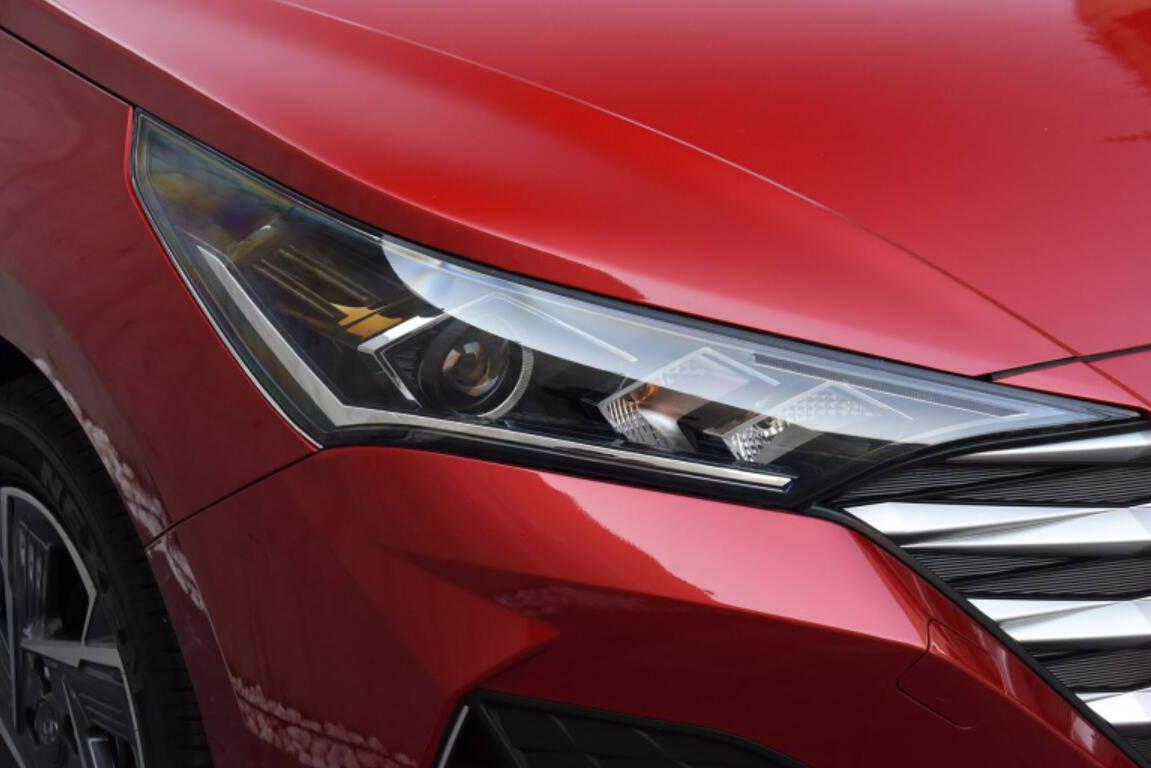 国产车慌了 曾月销近2万的合资家轿 改款后颜值升级 配国六动力