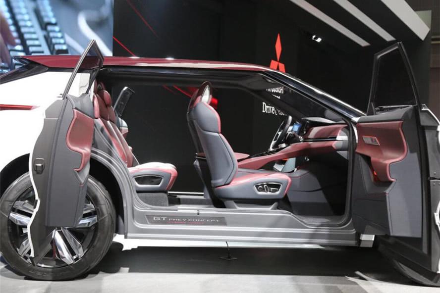 三菱要火了！小号“劳斯莱斯”亮相，油耗仅1.9L