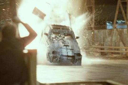 厉害了！蔚来申请新专利：车辆不仅能自我逃生，还会“自爆”