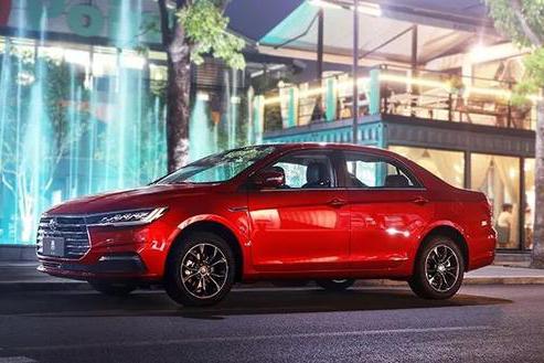 5.99万起，“价格屠夫”全新秦王者出征，重构A级家轿市场新格局