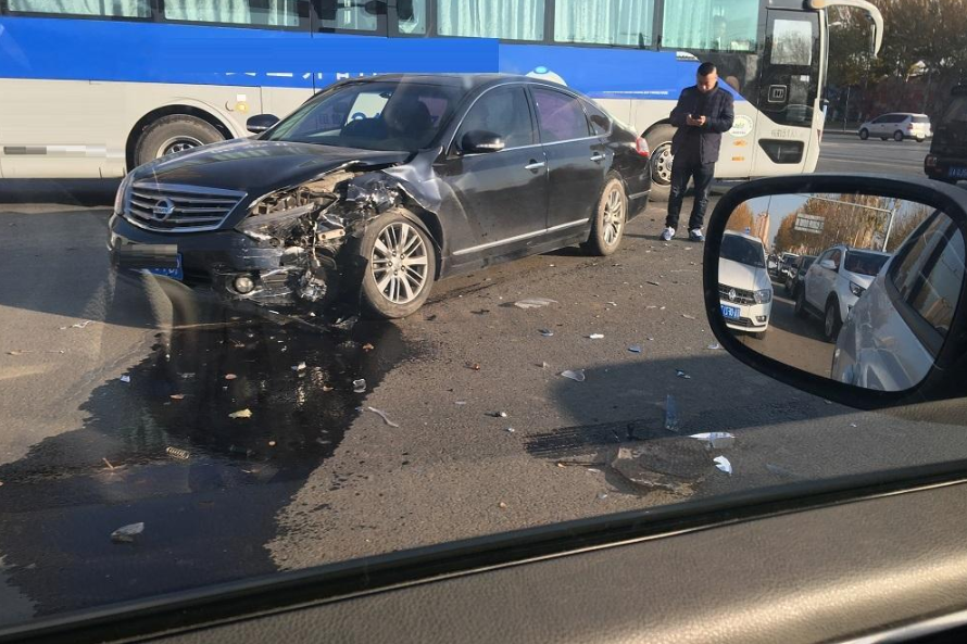 三者险有没有必要买100万呢？听定损员说完，终于大彻大悟！