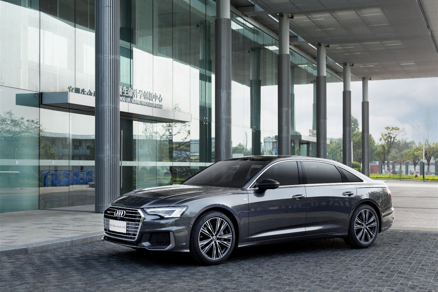 为什么说奥迪A6L反超宝马5系与奔驰E级的机会渺茫？