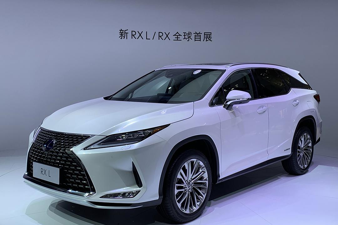 全新卡罗拉标配8气囊！爆款SUV出7座版，又要加价？