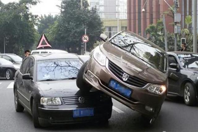 汽车第三者责任险到底该买多少？盘点了一下，很多人都买错了