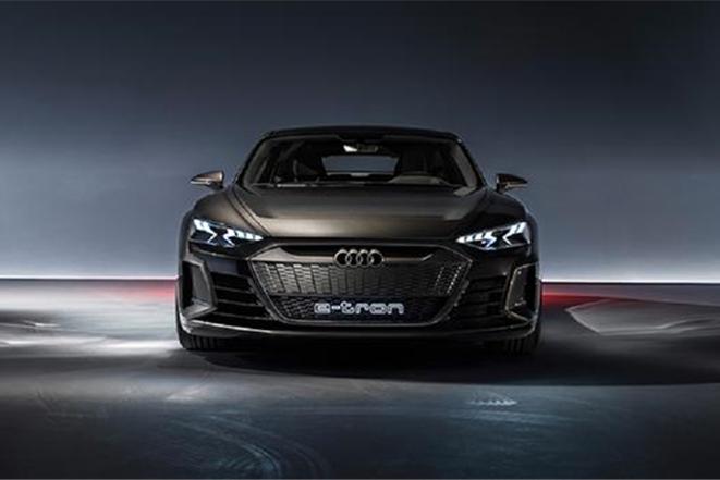 日内瓦车展：除了诗和远方，更多的还是柴米油盐酱醋茶