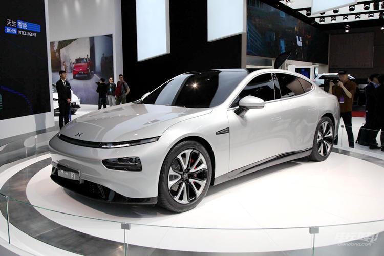 速递!新鲜的“谍照“资讯全在这，看我就够了