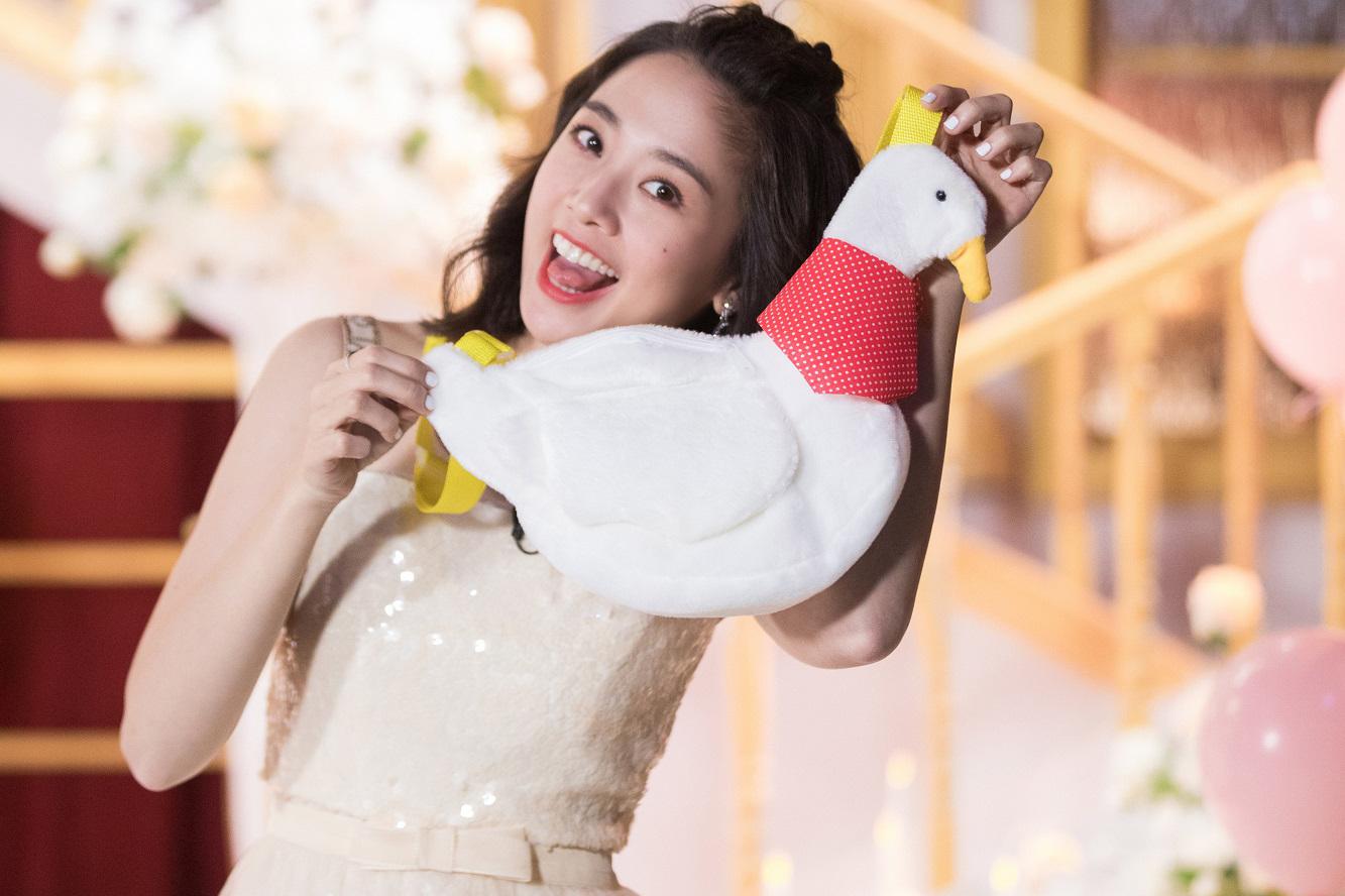 鬼鬼官宣当妈 新浪网