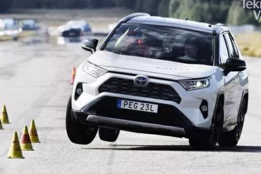 麋鹿测试不合格！10月上市，全新丰田RAV4荣放能挑战本田CR-V吗