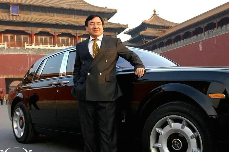 京A88888换车，车型不是库里南，而是顶级旗舰