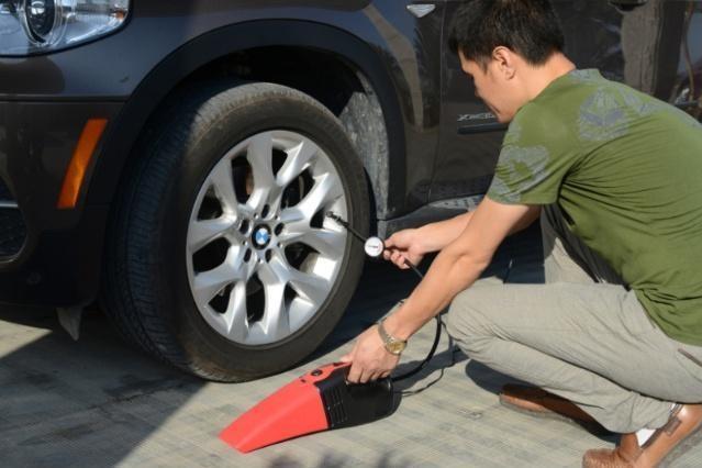 开车5年才知道：车内灰尘不需要毛巾擦，一个土法子，天天开新车