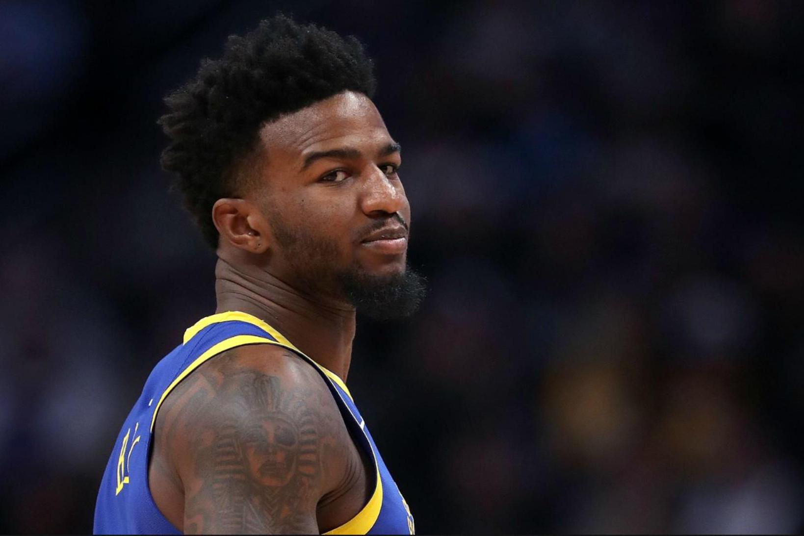 贝尔被勇士队内禁赛是因为他将酒店消费算到了