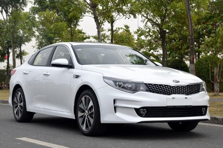 没买车的有福了！这车17万一路降到13.98万，档次远超君威