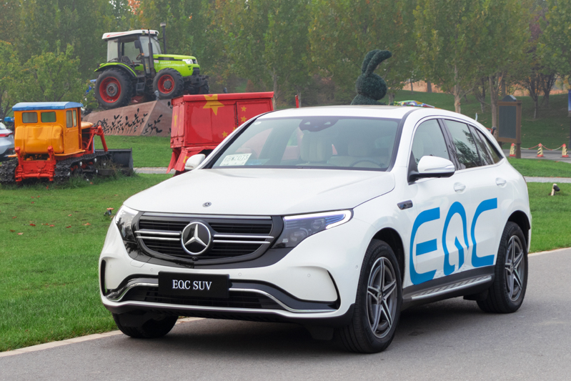 电动与豪华的完美融合 北京奔驰EQC上市售56.38万元起