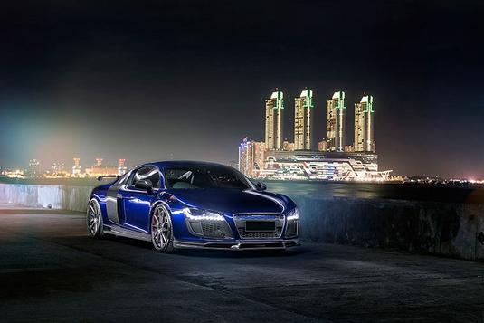 一辆“极具倾略性外观”的超跑！奥迪Audi R8！