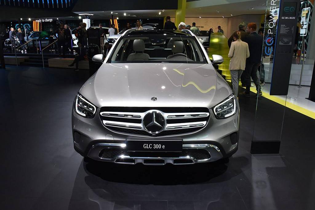 三箭齐发，奔驰三款新能源亮相法兰克福