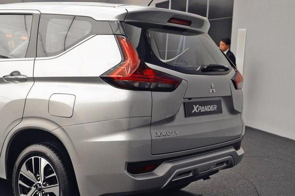 三菱又出爆款MPV！车长4.4米，232七座布局，仅8.97万起售！