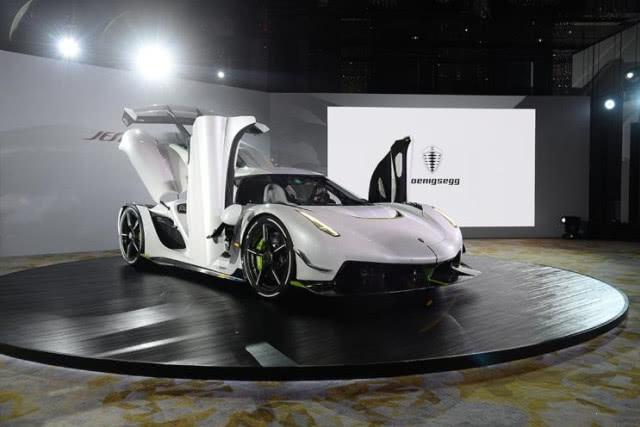 科尼赛克Jesko特别版 樱桃红车漆仅此一辆